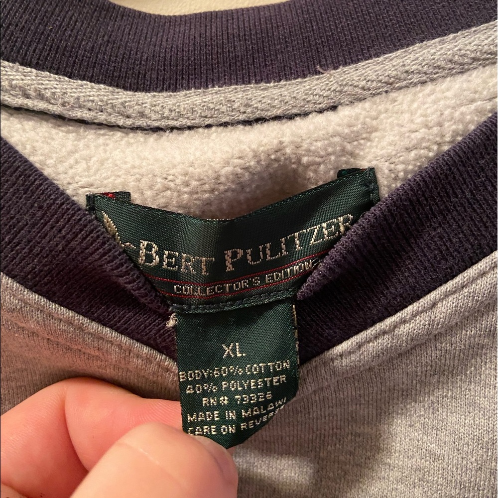 oversized pull over - Picture 2 of 3